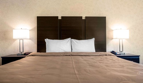 Standard Room, 1 King Bed, Non Smoking