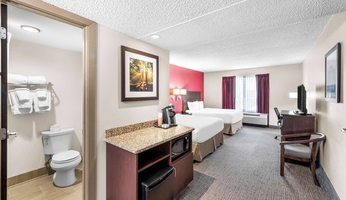 Standard Room, 2 Queen Beds, Non Smoking