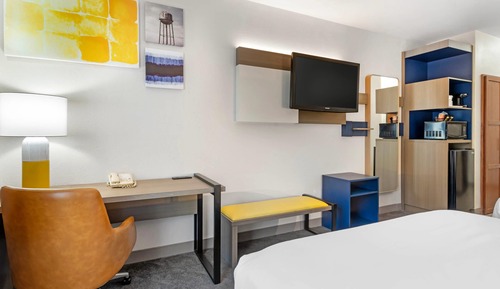 Room, 2 Queen Beds, Accessible, Non Smoking