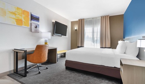 Suite, Multiple Beds, Non Smoking (Efficiency,Upgrade)