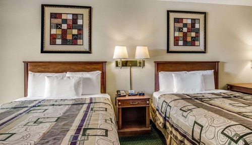 Standard Room, 2 Queen Beds, Smoking