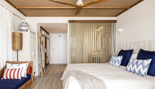 Premier Room (ZEL)