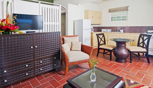 Deluxe Suite, 1 Bedroom, Kitchenette, Garden View