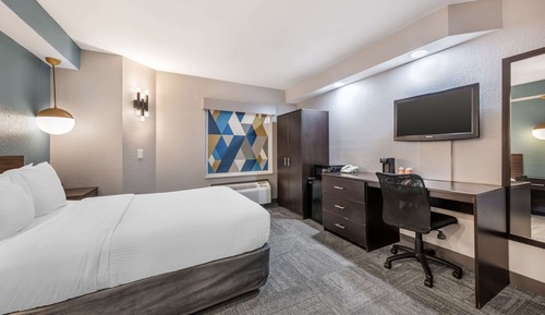 Standard Room, 1 Queen Bed, Non Smoking