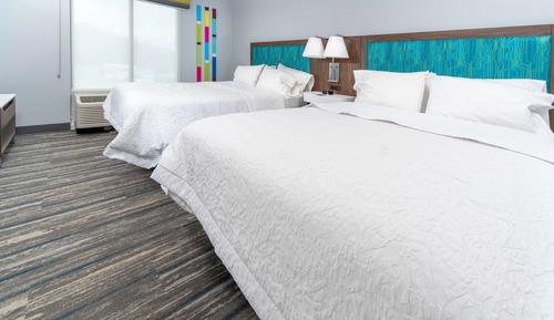 Suite, 2 Queen Beds, Non Smoking