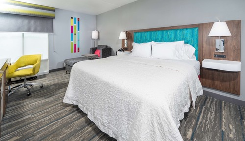 Suite, 1 King Bed, Non Smoking