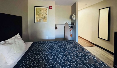 Room, 1 King Bed, Accessible, Non Smoking