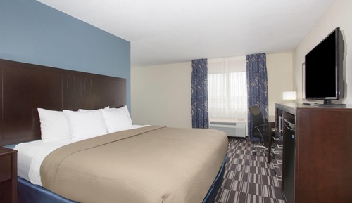 Room, 1 King Bed, Non Smoking