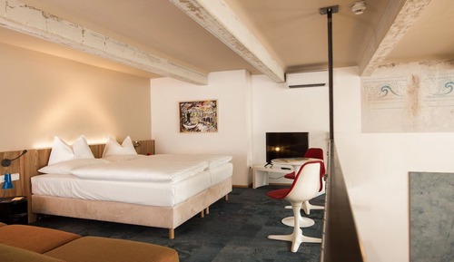 Loft Suite