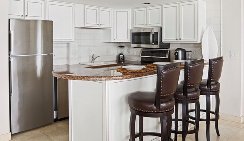 Suite, 1 Bedroom (Penthouse, King, Bay Front)