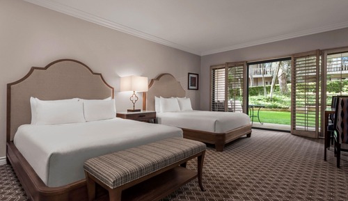 Room, 2 Queen Beds, Accessible (Garden/Fountain View)