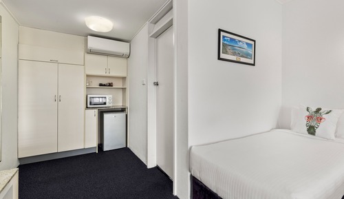 Family Room, Non-Smoking (Not Pet Friendly)