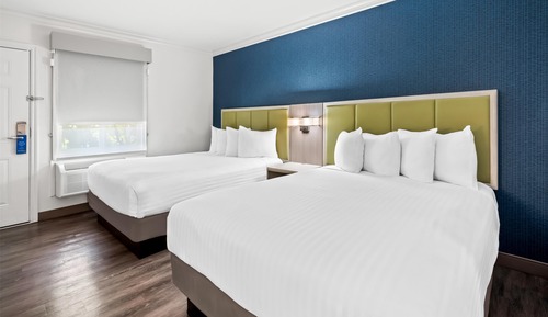 Standard Room, 2 Queen Beds, Refrigerator & Microwave, Courtyard Area