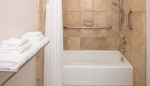 Standard Room, 2 Queen Beds, Accessible Bathtub (Mobility Accessible)