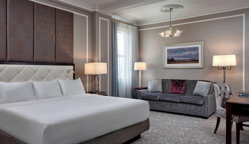 Executive Room, 1 King Bed, Corner