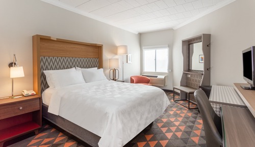 Standard Room, 1 Queen Bed