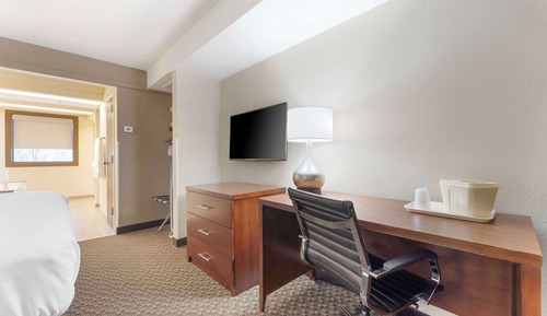 Suite, 1 King Bed, Non Smoking (1 room)