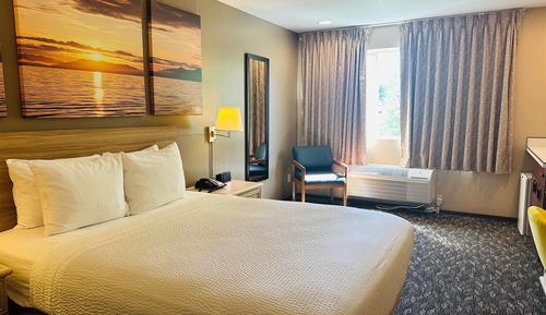 Efficiency, Standard Room, 1 Queen Bed