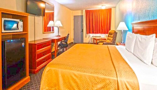 Deluxe Room, 1 King Bed