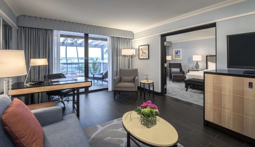 Suite, 1 Bedroom, Harbor View, Separate Living Room