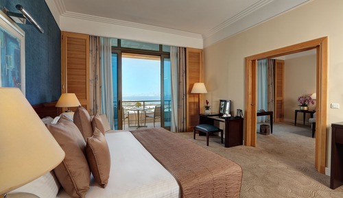Suite, 1 King Bed (Ambassador)