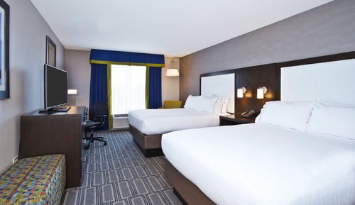 Standard Room, 2 Queen Beds (Communication)