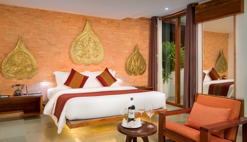 Royal Suite, Living Area, Balcony, City View