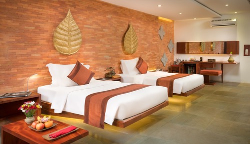 Luxury Twin Suite, Balcony, City View
