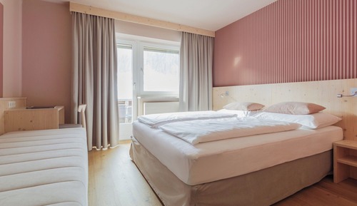 Superior Double Room (Guesthouse)