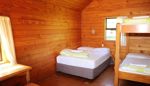 Standard Log Cabin
