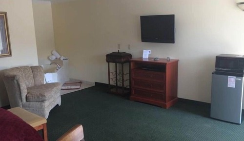 Suite, 1 King Bed, Non Smoking