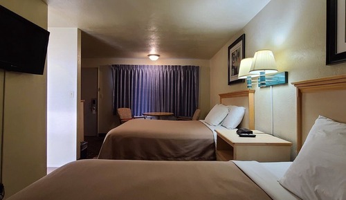 Standard Double Room, 2 Queen Beds