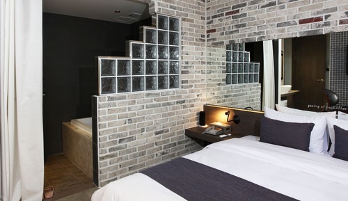Boutique Deluxe Room