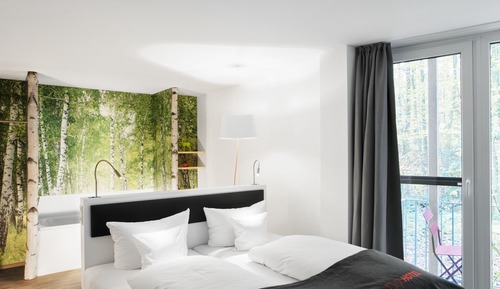 Suite, Balcony