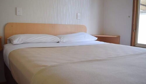 2 Bedroom Ensuite Cabin