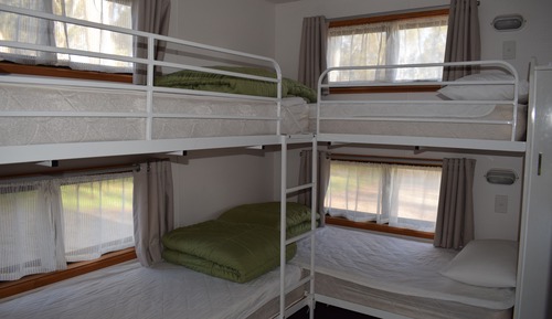 3 Bedroom Waterfront Cabin