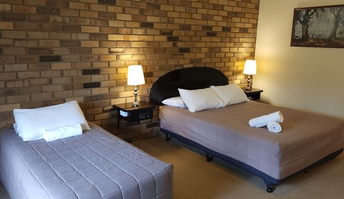 Disability Access Suite (Sleeps 2-3)