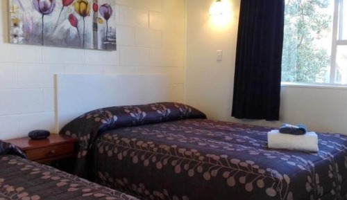 Large One Bedroom Unit