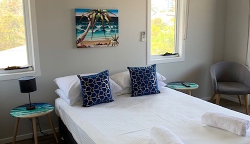 Studio 4 - Upstairs (Indoor Pet Friendly) - Garden View