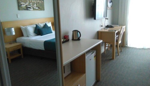 Accessible Room - Adjustable Twin Beds (First Floor)