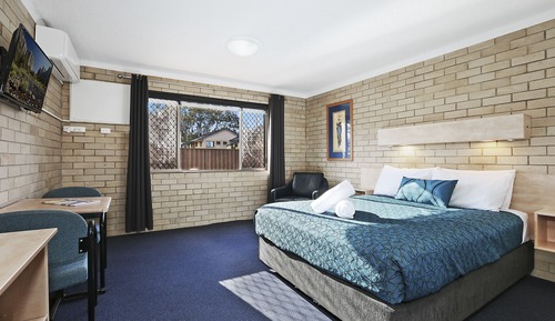 Standard Suite, 1 Bedroom, Non Smoking (Double Motel Room)