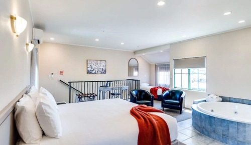 Executive Studio Suite