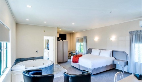 Standard Studio, Kitchen (Studio with Spa)