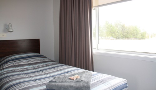 Standard Suite, 1 Bedroom, Non Smoking (Twin Room)