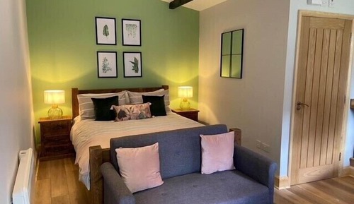 Executive Studio, Ensuite, Garden View (Garden Room)