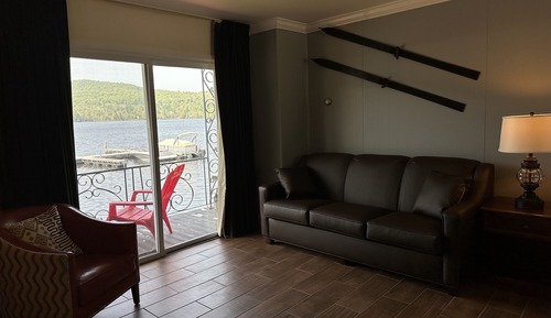Premier Suite, 1 King Bed, Lake View, Lakeside
