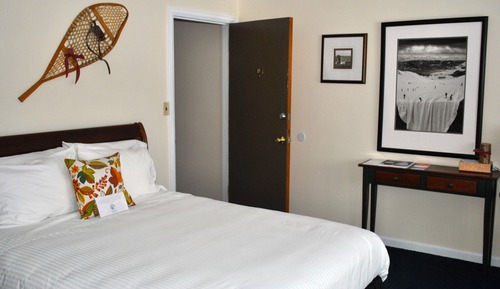 Signature House, 1 Queen Bed, Lake View, Lakeside