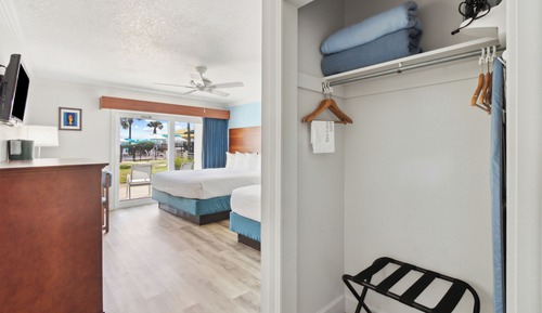 Room, 2 Double Beds (1st Floor)