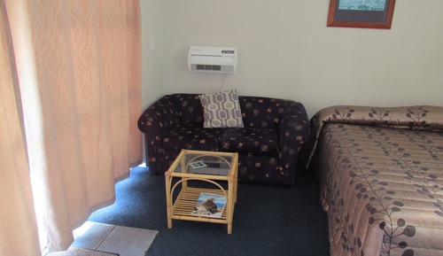 One Bedroom Suite 