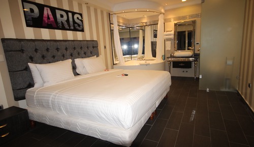 Romantic Room